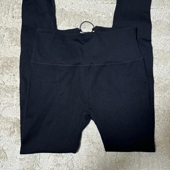 Fabletics High-Waisted Seamless Rib Leggings - Picture 2 of 8